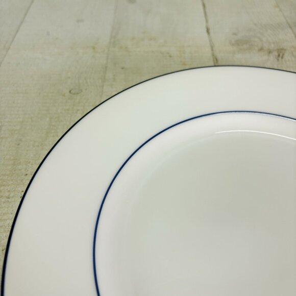 Crate & Barrel CBL141 BLUE LINE White Porcelain Blue Verge 8" Salad Plates Set 4 - Picture 12 of 16